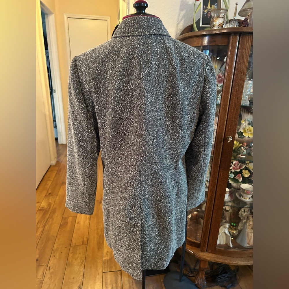 NWOT Nordstrom Gray And White Long Sleeve Blazer. Button Down Front. Lined. - Picture 3 of 5